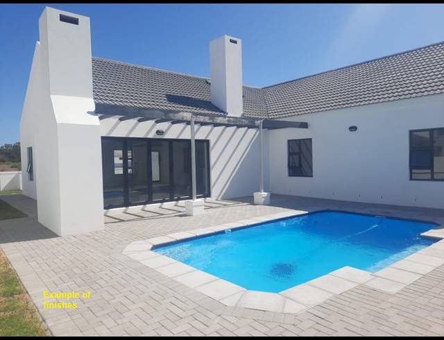 3 BEDROOM HOUSE FOR SALE IN BRITANNIA BAY